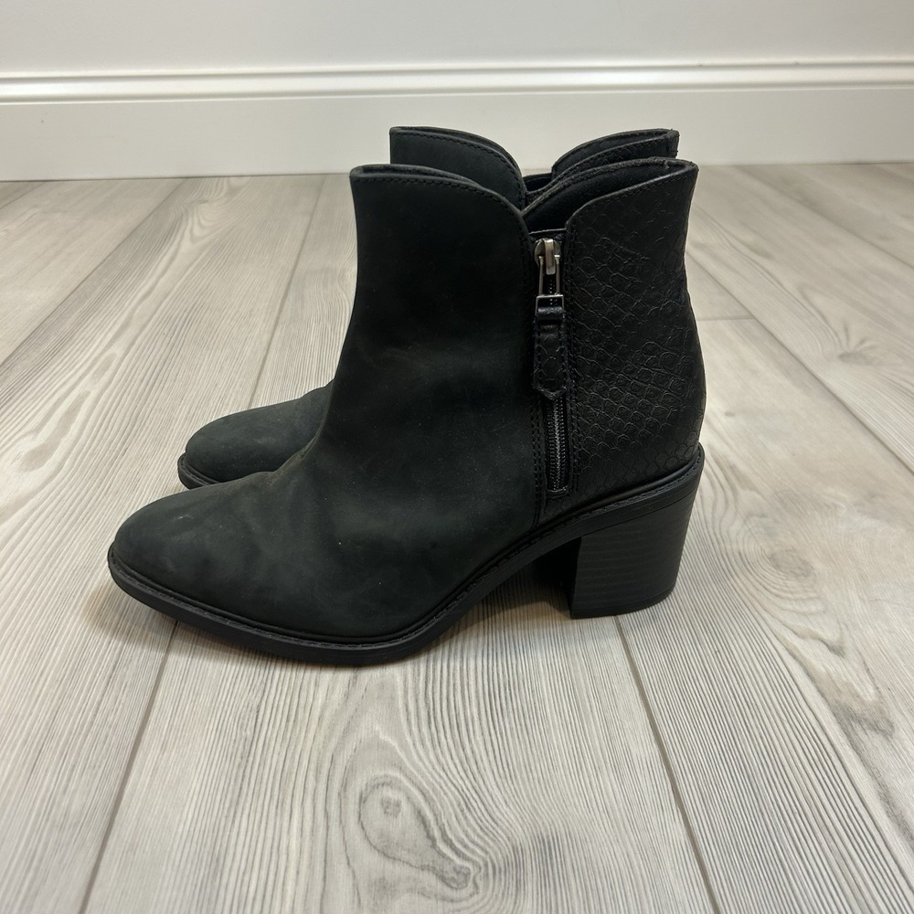 Clarks Women's Scene Zip Ankle Boot, Black Combi, 8 Medium